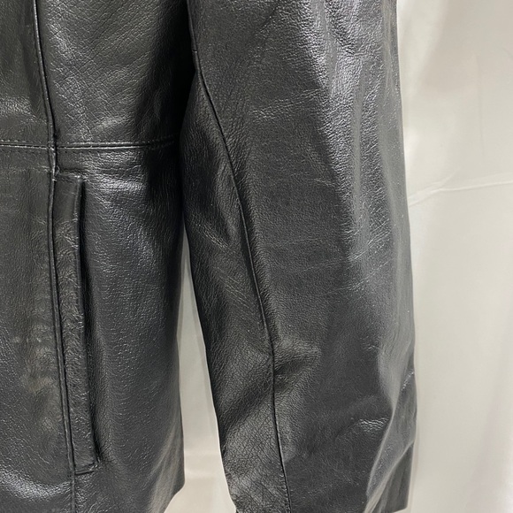 Black Leather Jacket Worthington. - Picture 6 of 8